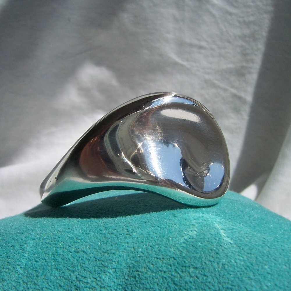 Tiffany & Co.  Elsa Peretti Sterling Silver "Thumbprint" Collection Cuff - Picture 7 of 7